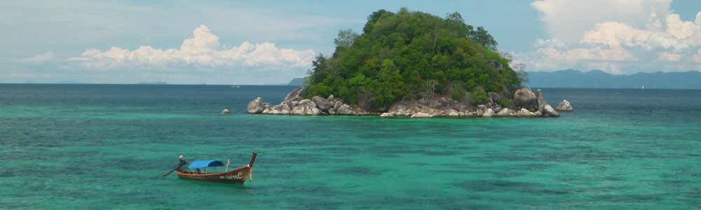 Snorkeling in Koh Lipe